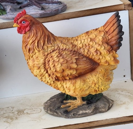 Hen Statue