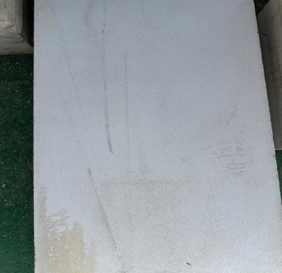 Off White Stepping Stone